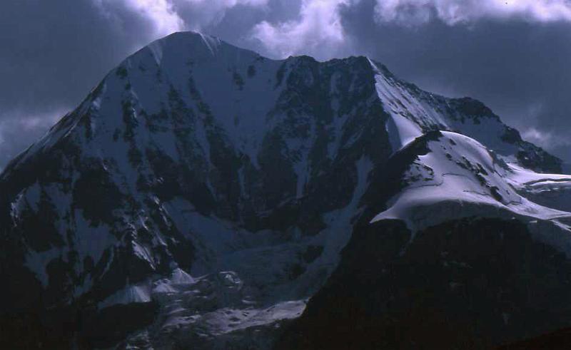 120-Dal Rifugio Kanzel,il Gran Zebrù,20 agosto 1997.jpg